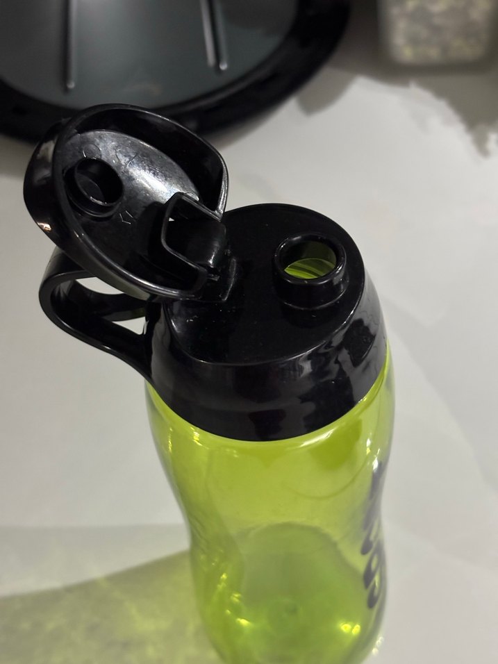 Renkli Yeşil Spor Suluk - Görsel 5