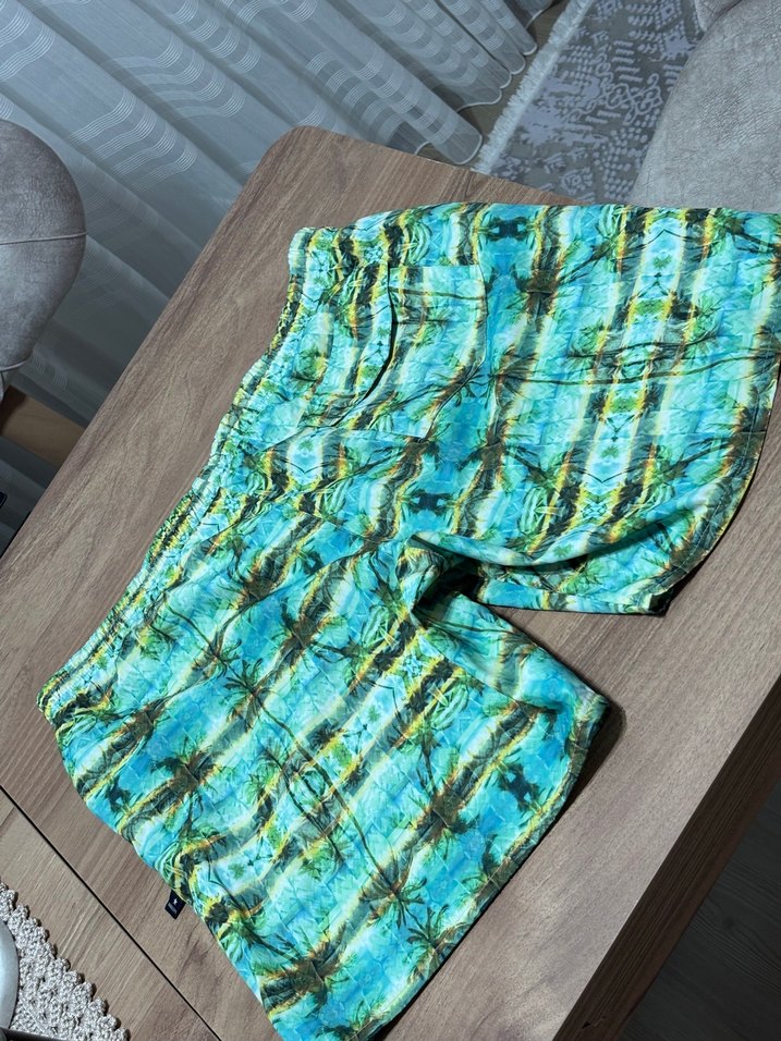 Renkli Batik Desenli Turkuaz Mini Şort - Görsel 5