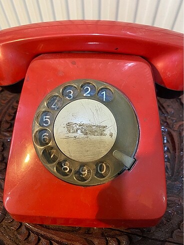 Diğer Kırmızı çevirmeli telefon
