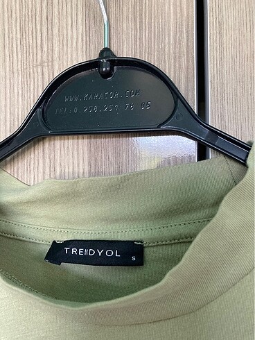 s Beden yeşil Renk Trendyolmilla crop tişört