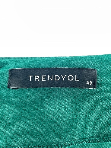 40 Beden yeşil Renk Trendyol & Milla Kısa Elbise %70 İndirimli.