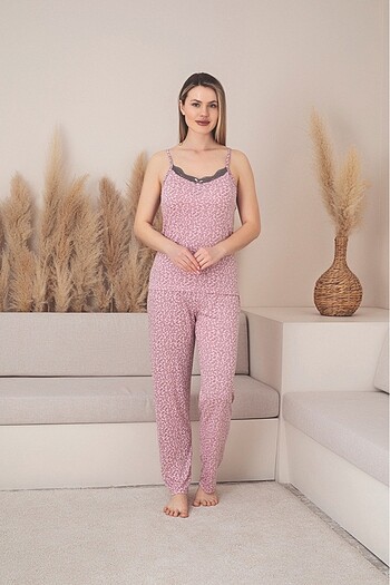 m Beden İp askılı pijama takımı