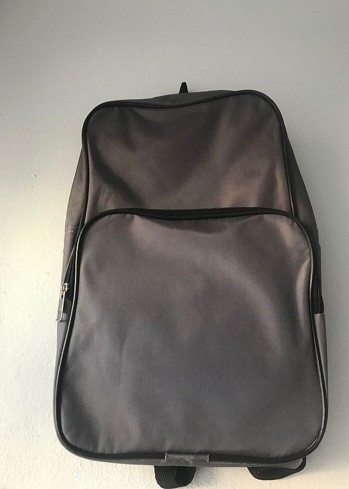 Sırt Çantası - Görsel 2