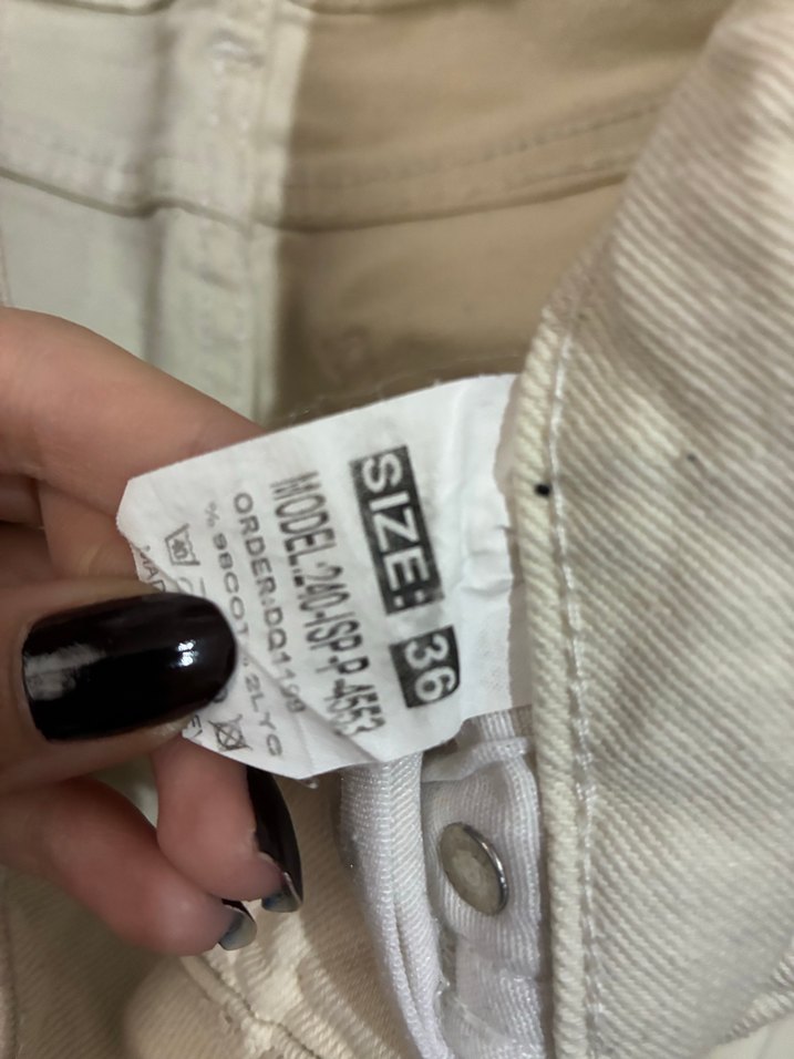 Beyaz Mini Kot Şort - Görsel 2