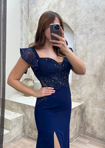 Zara Lacivert Dantel Detaylı Uzun Abiye Elbise