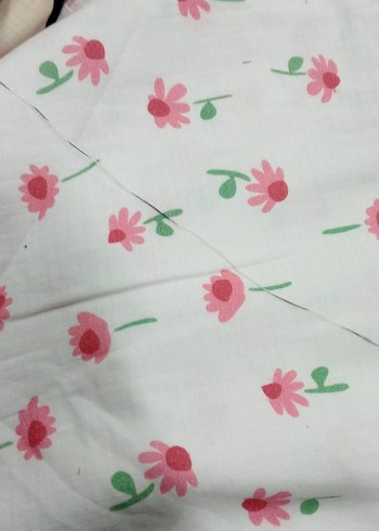 Pembe Çiçekli Çocuk Çarşafı