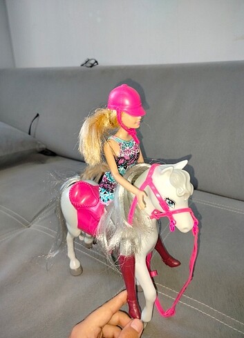 Barbie Atlı Barbie Orjinal Seri