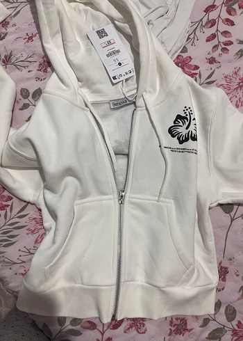 Beyaz Fermuarlı Baskılı Kapüşonlu Sweatshirt