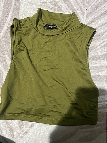 Haki crop