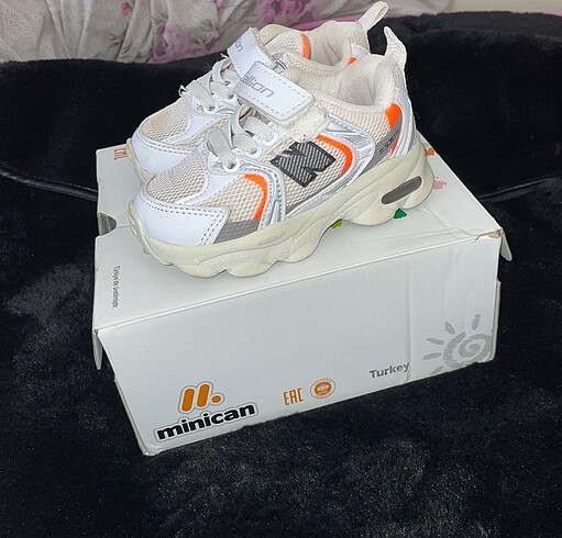 22 numara ayakkabı - Görsel 3