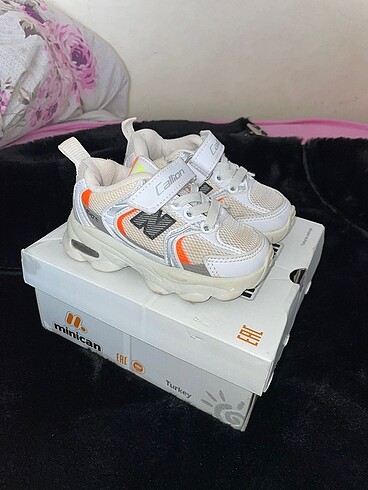 22 numara ayakkabı - Görsel 2