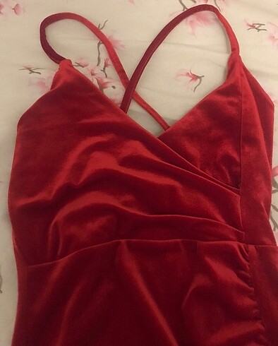 Diğer kırmızı kadife elbise