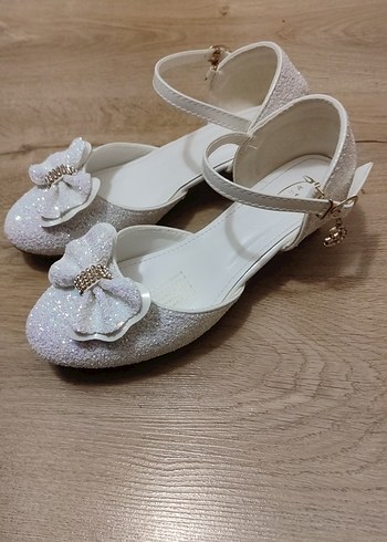 Kız Çocuk Beyaz Fiyonklu Babet Ayakkabı - Görsel 2