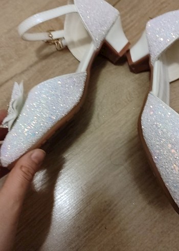 Kız Çocuk Beyaz Fiyonklu Babet Ayakkabı - Görsel 4