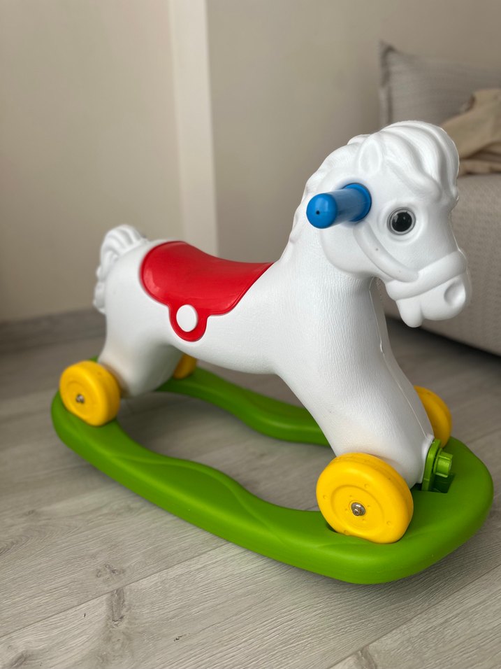 Renkli Tekerlekli At Oyuncağı - Görsel 2