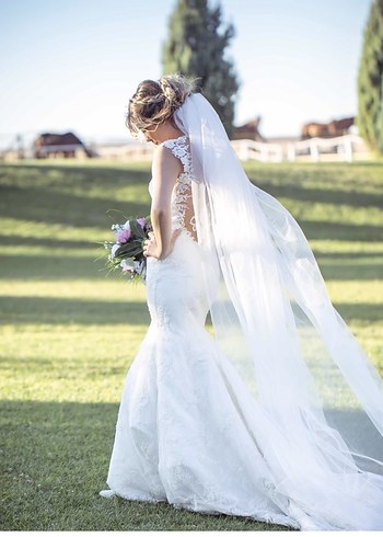 Dantel Detaylı Balık Model Beyaz Gelinlik - Görsel 2