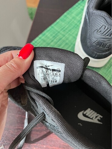 38,5 Beden siyah Renk Nike Airmax