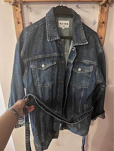 38 Beden Na-kd marka Oversize beli kemerli kot mont
