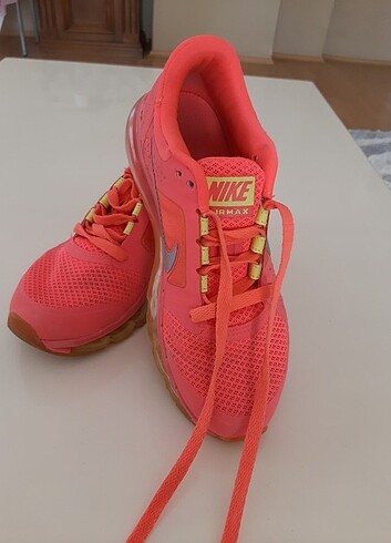 Nike Spor Ayakkabı