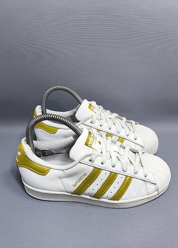 Adidas superstar