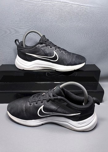 Nike Nike downshifter 12 Siyah Bağcıklı Kadın Spor Ayakkabı