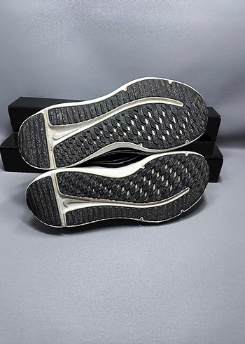 38,5 Beden siyah Renk Nike downshifter 12 Siyah Bağcıklı Kadın Spor Ayakkabı