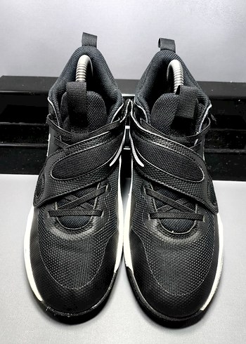 ORİJİNAL NİKE TEAM HUSTLE - Görsel 3