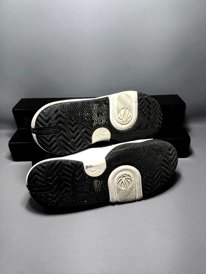 ORİJİNAL NİKE TEAM HUSTLE - Görsel 5