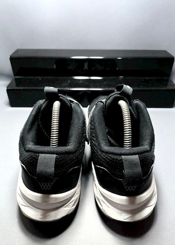 ORİJİNAL NİKE TEAM HUSTLE - Görsel 4