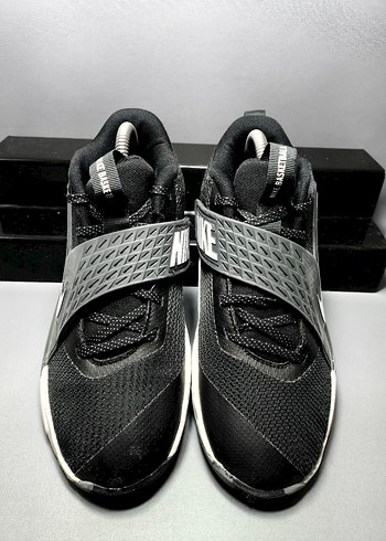 ORİJİNAL NİKE TEAM HUSTLE - Görsel 3