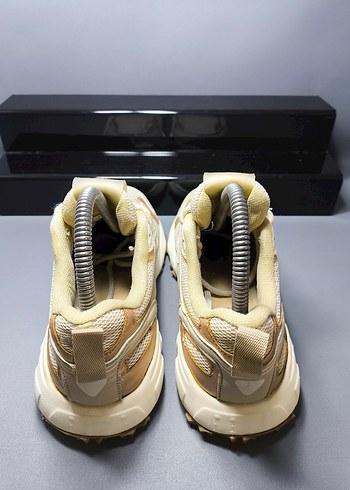 37 Beden ten rengi Renk ORİJİNAL FABRİKA SNEAKER