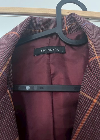 Trendyol & Milla Bordo Kareli Düğmeli Kadın Blazer Ceket