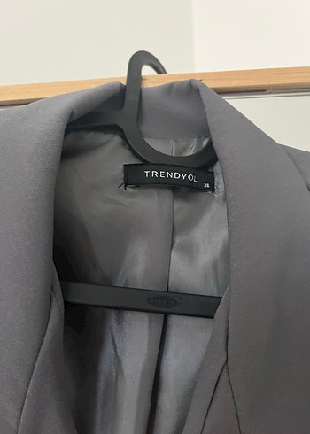 36 Beden gri Renk Düğmeli Gri Midi Kadın Blazer Ceket