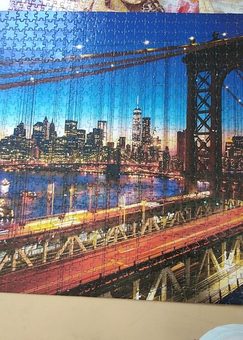 Şehir Manzaralı Çok Renkli Puzzle - Görsel 2