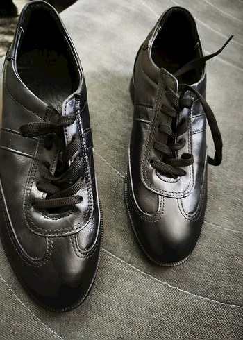 Bayan Siyah Klasik Goth Ayakkabı - Görsel 2