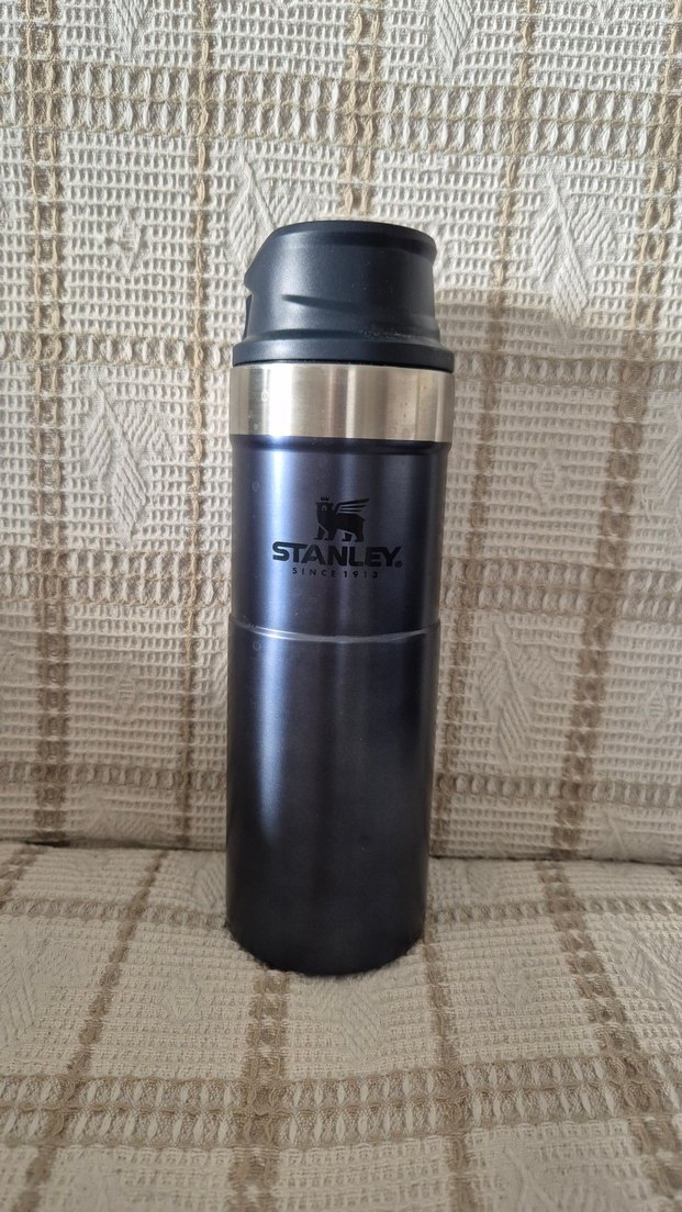 Stanley Klasik Trigger-Action Termos 0,59 Lt - Görsel 5