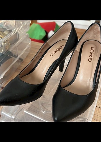 37 Beden siyah Renk DERİMOD Siyah Stiletto Topuklu Kadın Ayakkabı
