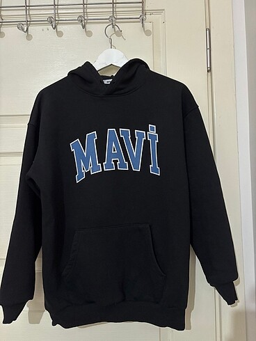 Mavi sweatshirt