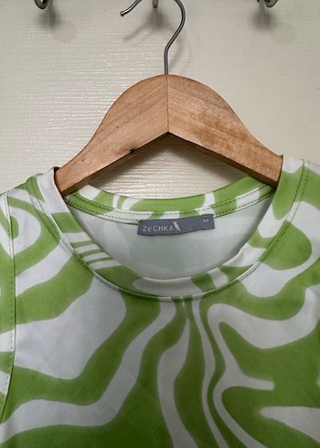 Yeşil Bağlamalı Crop - Görsel 2