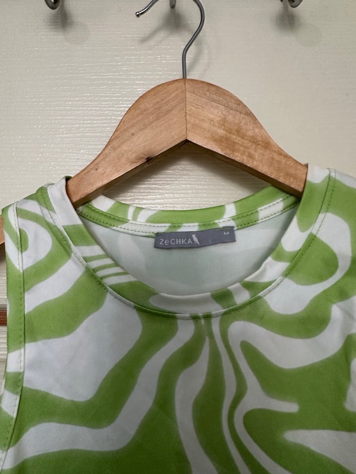 Yeşil Bağlamalı Crop - Görsel 2