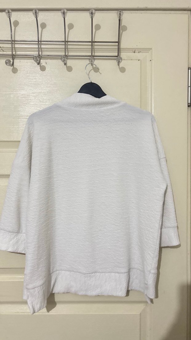 Beyaz Yüksek Yakalı Uzun Kollu Triko - Görsel 3