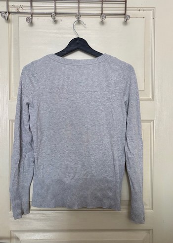 Gri Düğmeli Hırka - Görsel 3