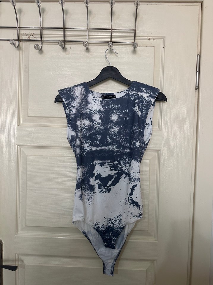 Batik Desenli body - Görsel 3