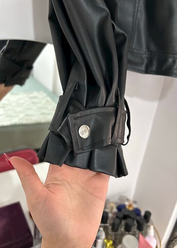 s Beden siyah Renk Siyah Kemerli Biker Deri Ceket