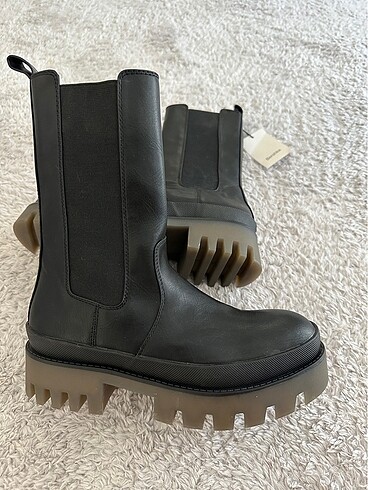 38 Beden siyah Renk Bershka Bot