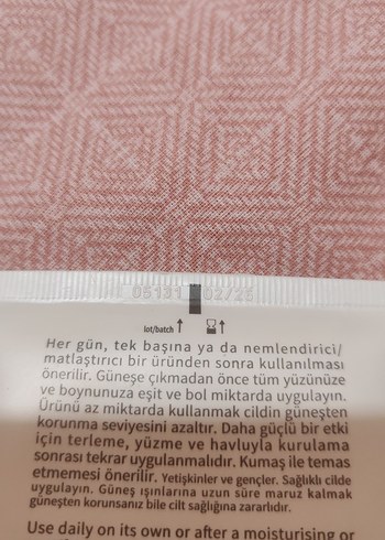 Bioderma Photoderm AKN Mat SPF 30 Güneş Kremi 150ml - Görsel 3