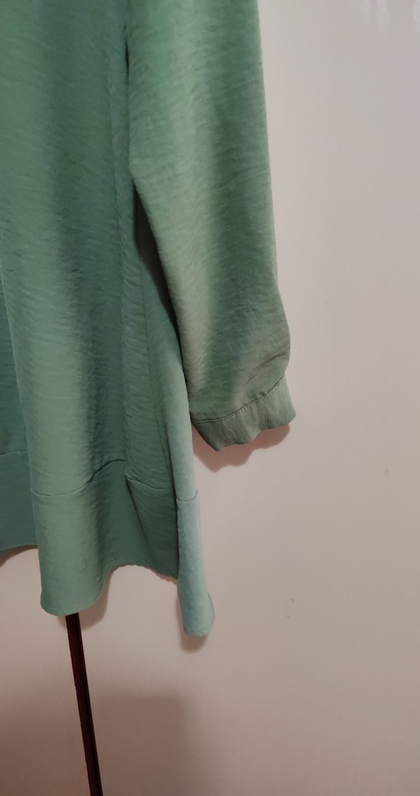 Düğmeli Yeşil Kadın Gömlek - Görsel 3