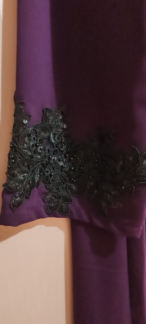 Uzun Mor Kadın Elbise Abaya Nakış Detaylı - Görsel 2