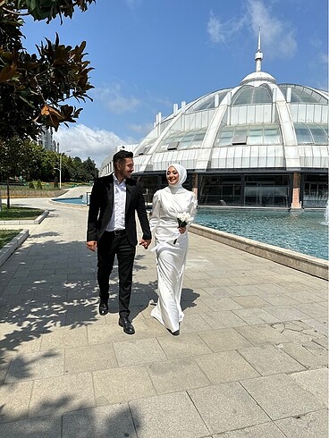 1 kez giyilmiş nikah kıyafeti