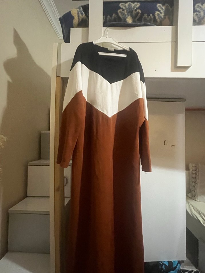 Uzun Kollu V Yakalı Gevşek Kahverengi Elbise - Görsel 2